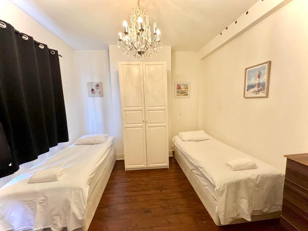 Canary Wharf Holiday Rooms 런던 외부 사진