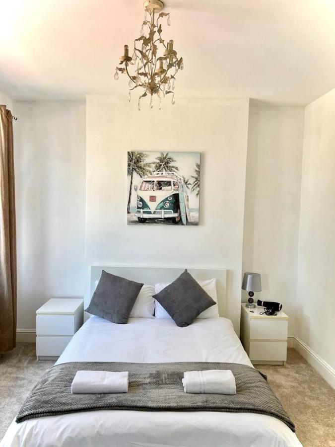 Canary Wharf Holiday Rooms 런던 외부 사진